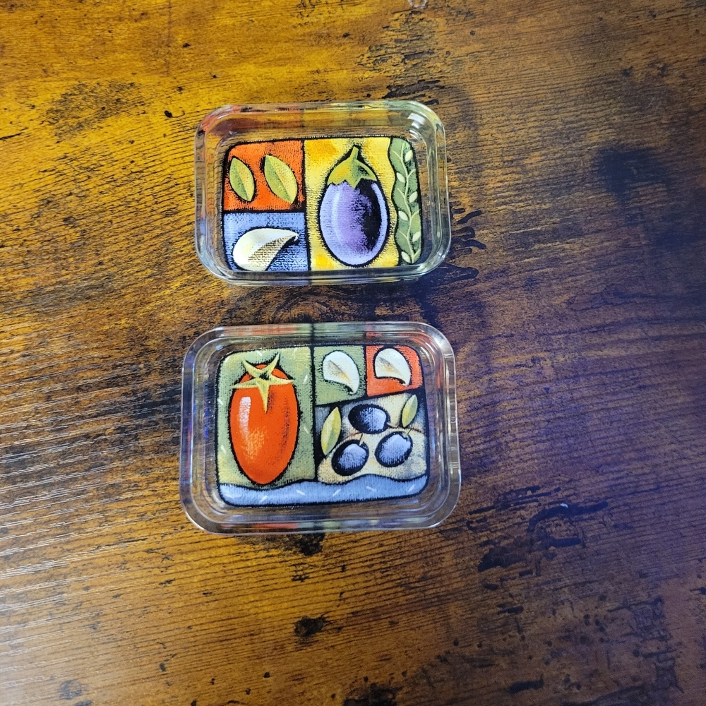 Lot of 2 olive oil dipping vessels glass-multi colored